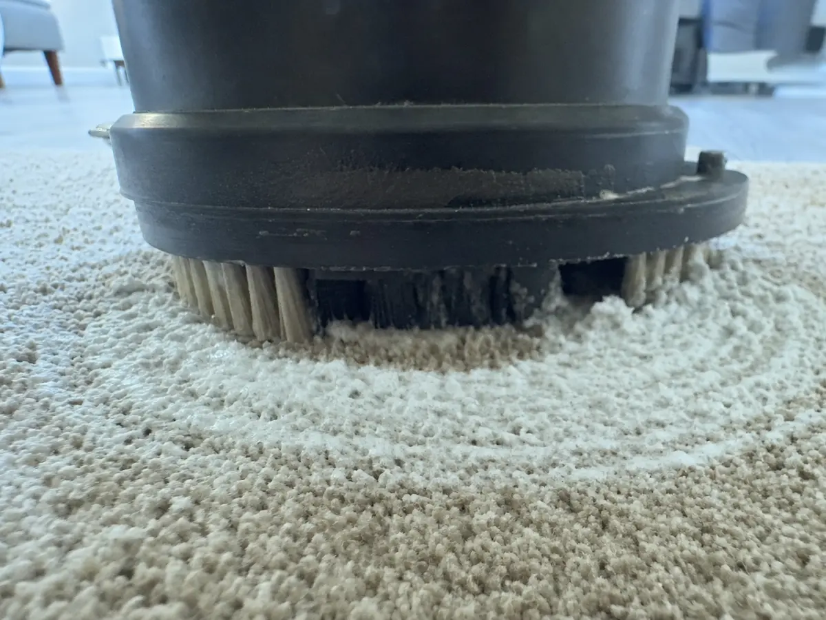 Dry Carpet Cleaning in Mission Hills, CA