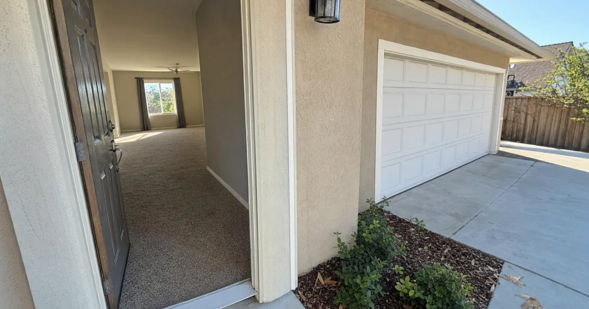 A Home Interior With Carpet in Mission Hills, CA